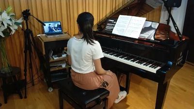 J9九游会特邀艺术家浙江音乐学院钢琴系丁阳博士Hybrid远程教育大师班+音乐会圆满成功