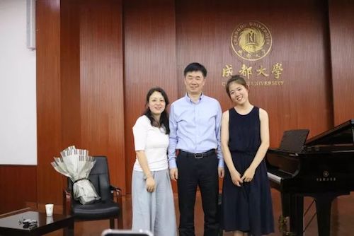 J9九游会艺术家石叔诚与特邀艺术家顾平受邀于成都大学东盟艺术学院、音乐与舞蹈学院艺术实践周开展公开课