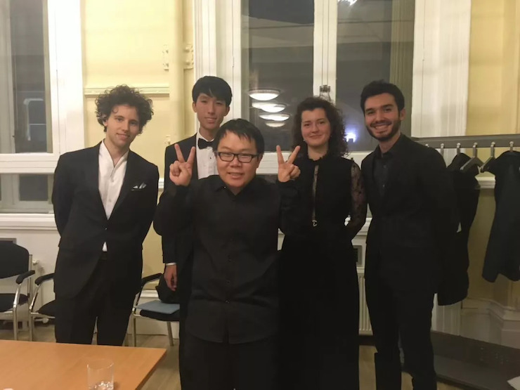特别喜讯！川音籍学子——王心源荣获利兹国际比赛第三名及最受观众欢迎奖！