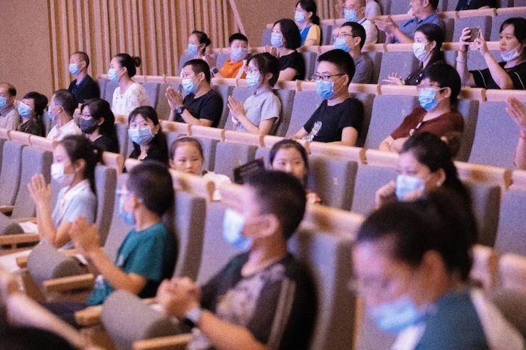 活动报道 | “科技助力，跨越时空”，小鹿纯子携手刘明康共享中日音乐盛宴