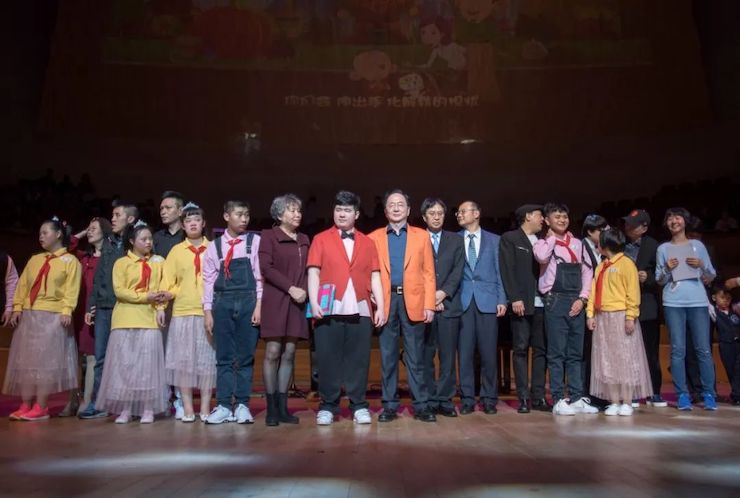 音乐双子星，点亮冬日激情！——J9九游会未来艺术家刘明康爱心公益音乐沙龙